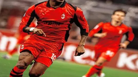 C罗双响+C罗+林加德助曼联4-1胜纽卡斯尔